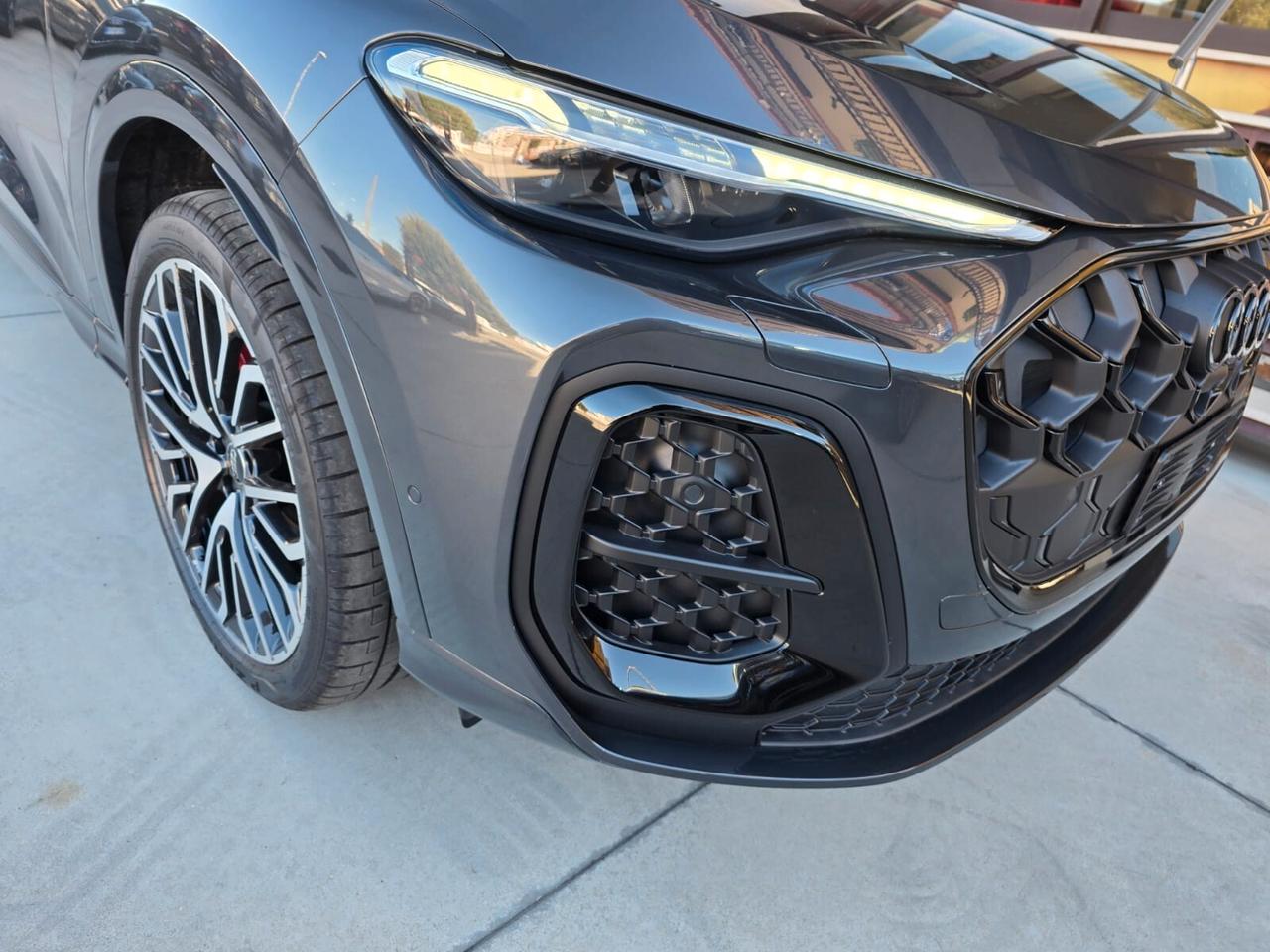 Audi Q5 TDi 150 kW mHEV+ S tronic quattro line edition
