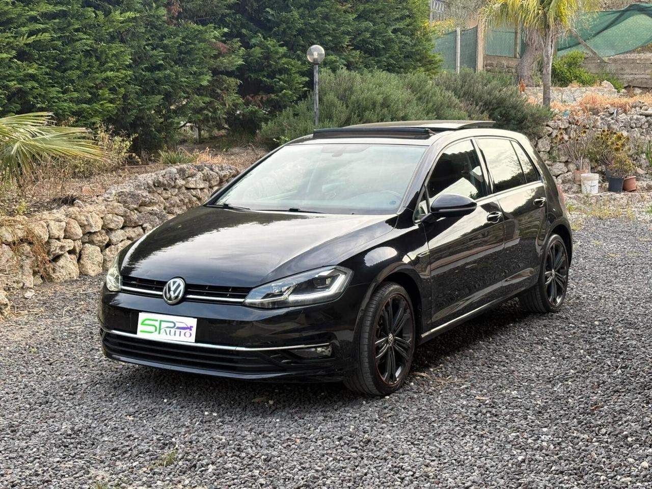 Volkswagen Golf 2.0 TDI 5p. INTERNO R-LINE