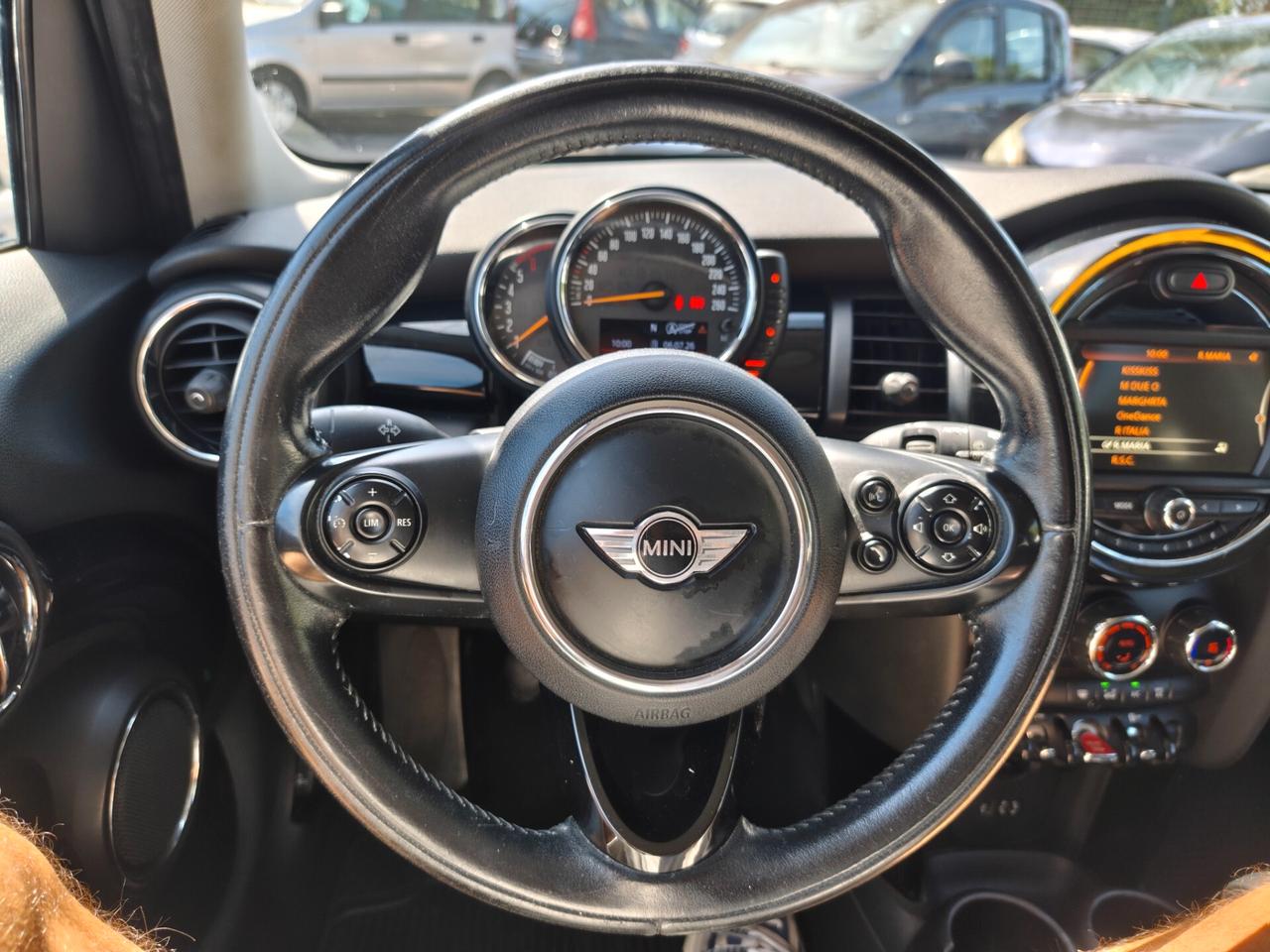 Mini 1.5 Cooper D Business 5 porte