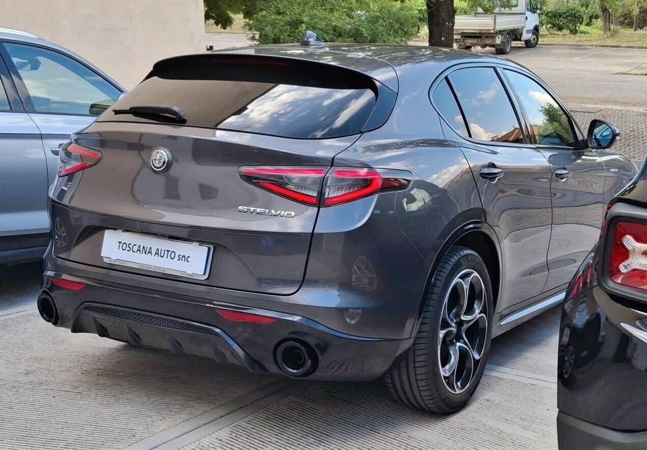 Alfa Romeo Stelvio 160 CV AT8 RWD Veloce