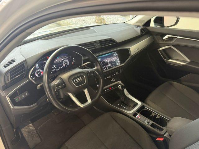 AUDI Q3 2.0 TDI 150 CV S tronic Business