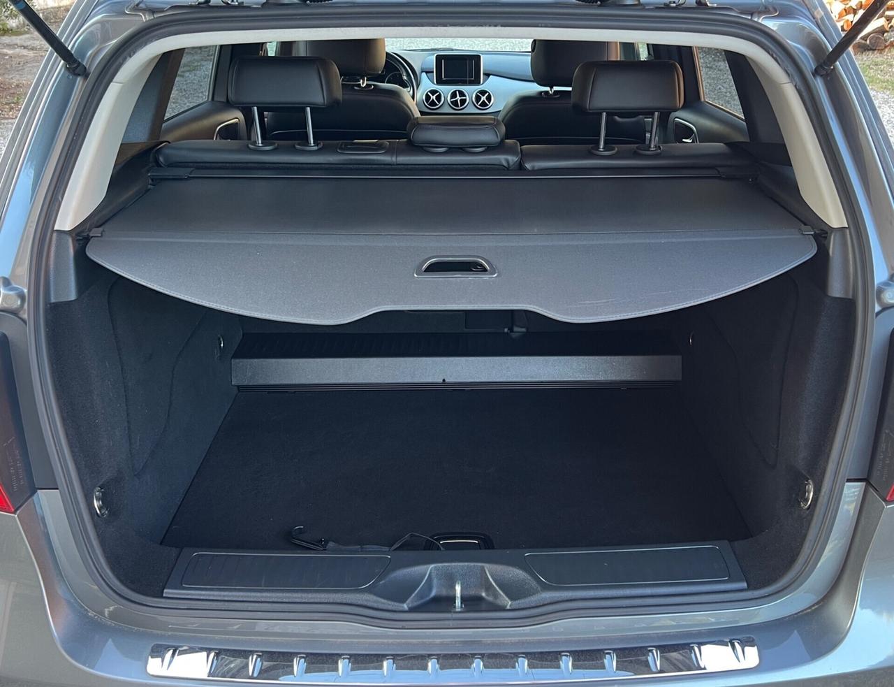 Mercedes-benz B 180 d Automatic AMG Line Advanced