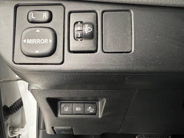 TOYOTA Yaris III 2017 - 5p 1.5h Active my18