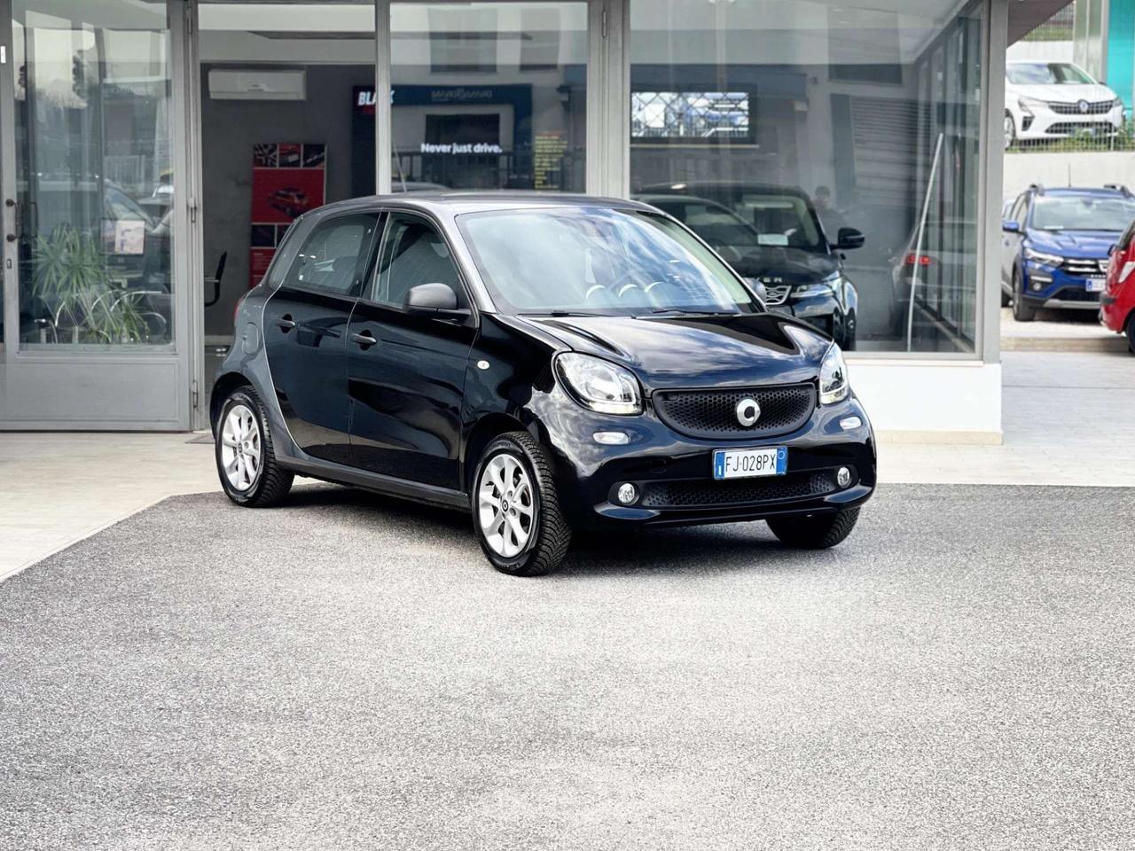 smart forFour 1.0 Benzina 71CV E6 Neo - 2017