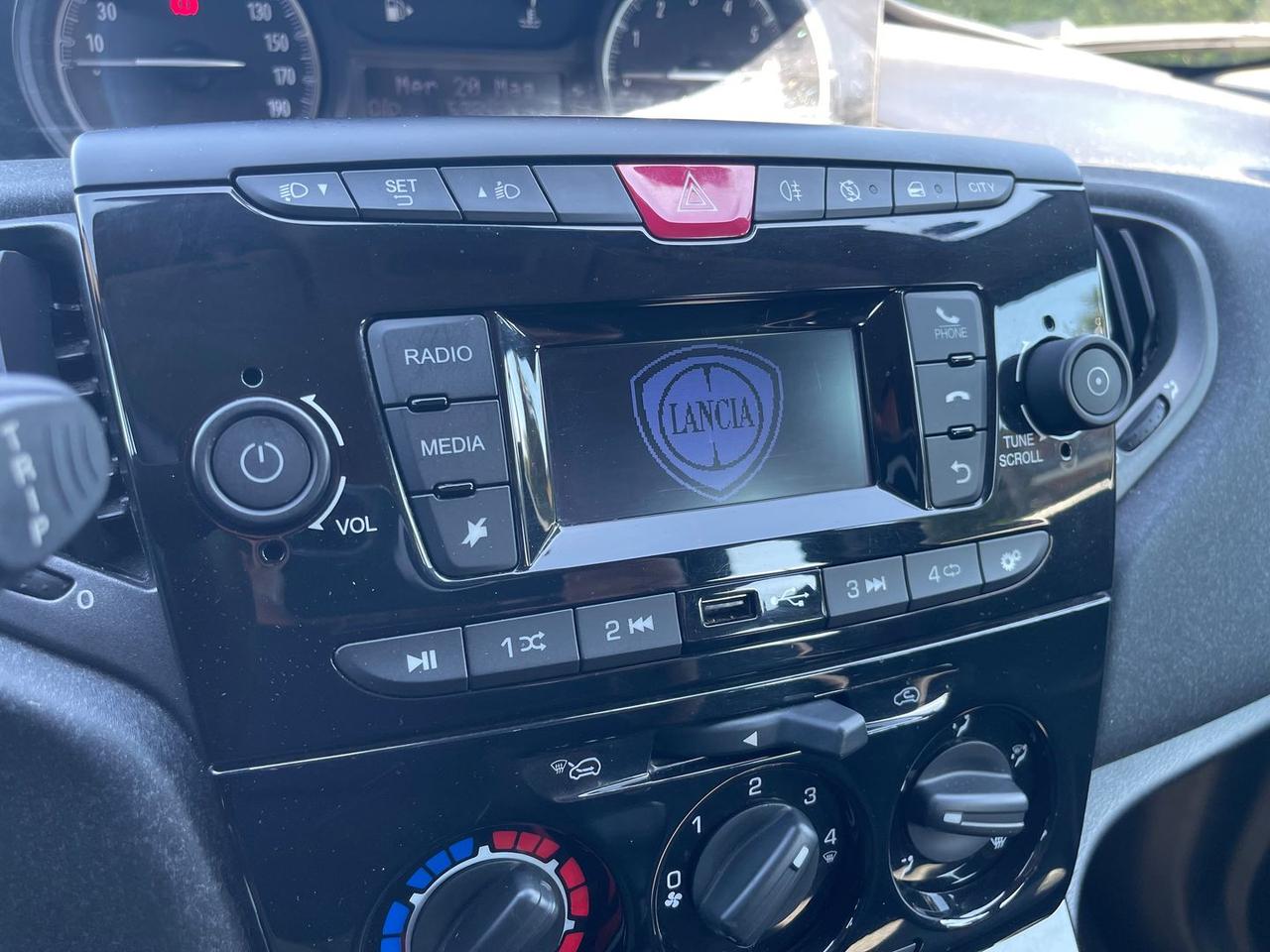 Lancia Ypsilon 1.2 Gpl 68cv Ecochic #10943