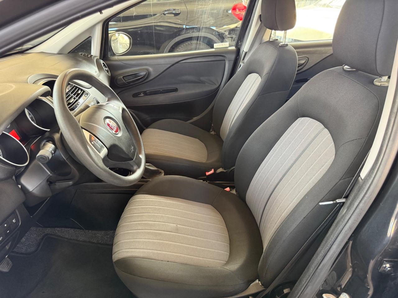 Fiat Punto 1.2 8V 5 porte Street