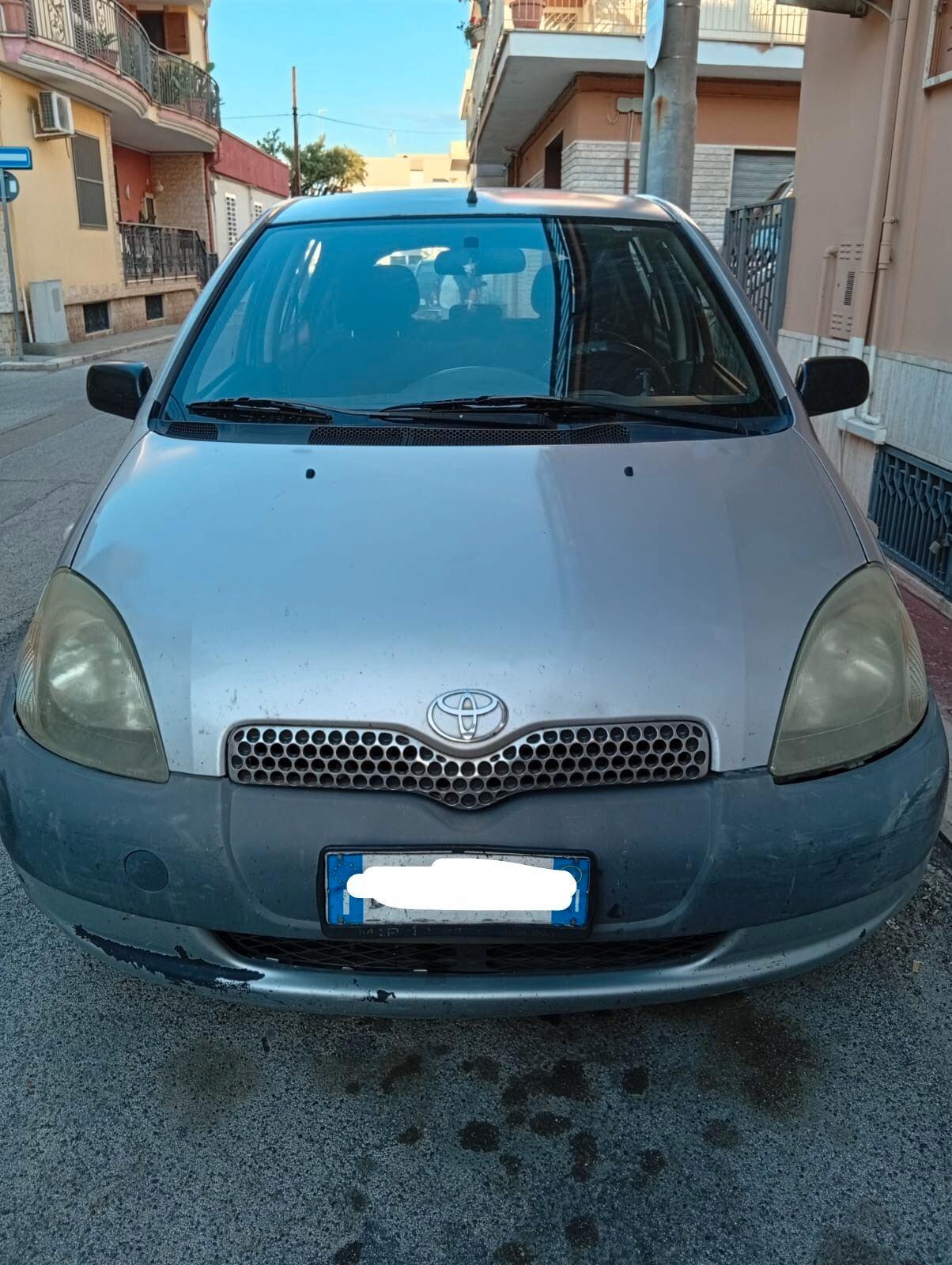 Toyota Yaris 1.0i 16V cat 3 porte Sol GPL