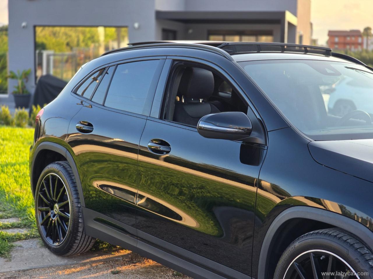 MERCEDES-BENZ GLA 220 d Automatic AMG Premium TETTUCCIO