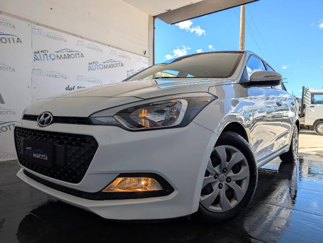 Hyundai i20 1.2 Classic econext 75cv 5p