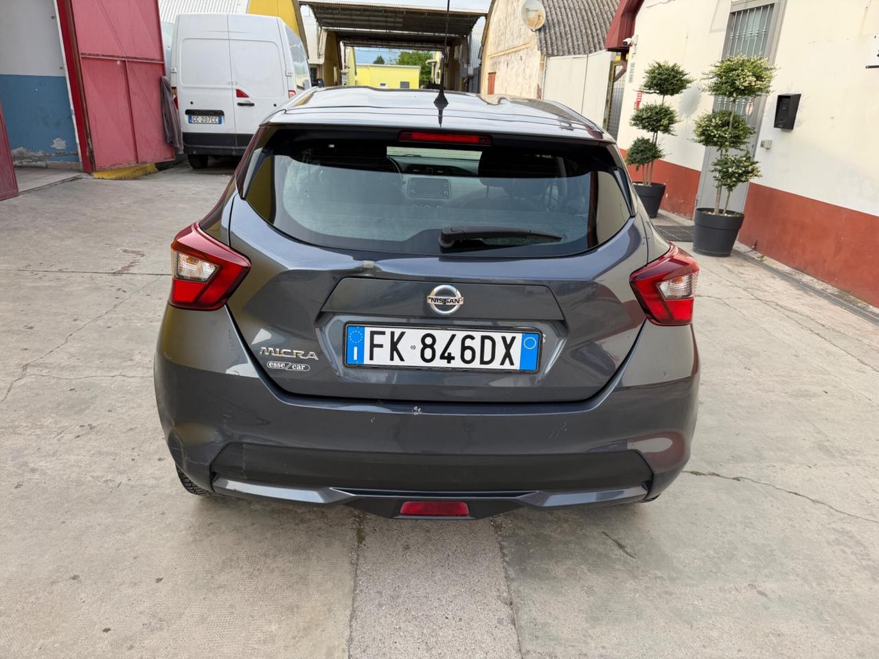 Nissan Micra 1.0L 12V 5 porte Visia+