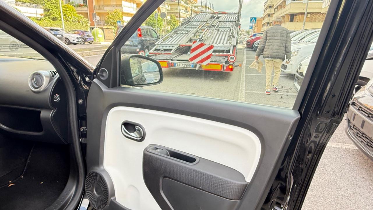 Renault Twingo SCe LIMITEED C.AUTOMATICO PDC BLUETOOTH CERCHI 16