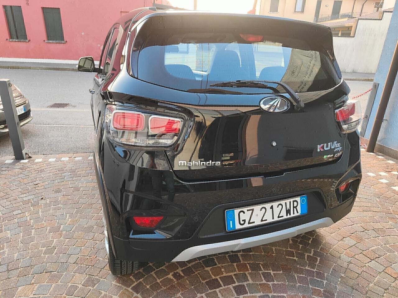 Mahindra KUV100 1.2 VVT M-Bifuel(GPL) K6+