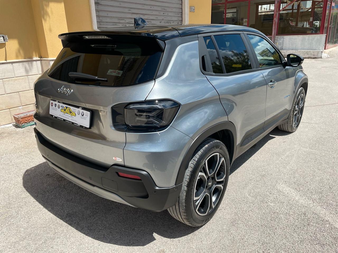 Jeep Avenger Full Electric 156cv Summit