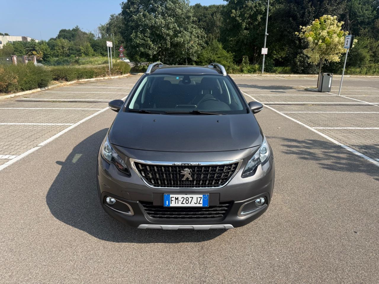 Peugeot 2008 PureTech Turbo 110 S&S*Navi*Pelle*Camera*Cerchi