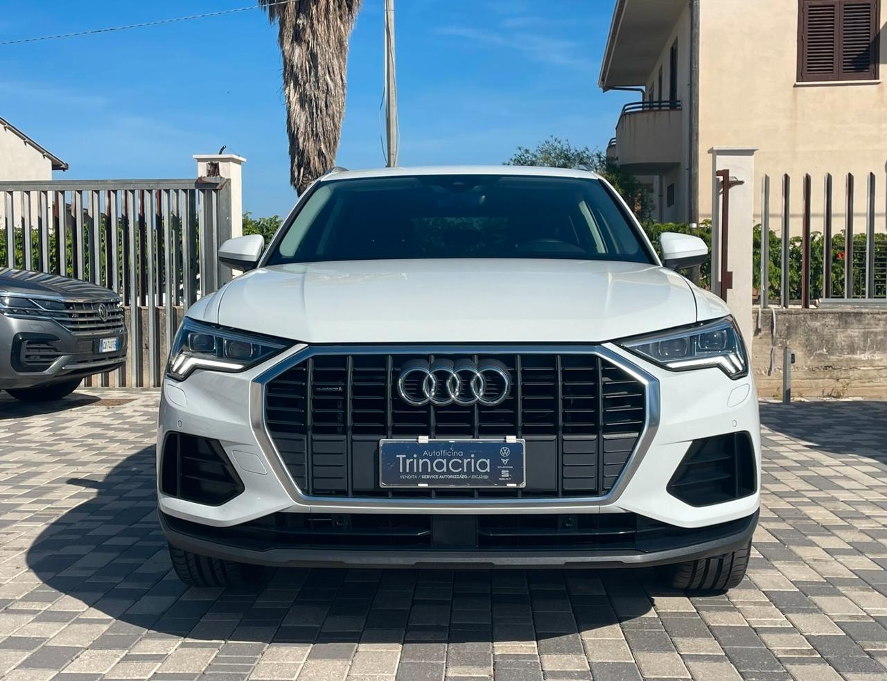 Audi Q3 Business 2.0 TDI 190CV s-tronic quattro 40
