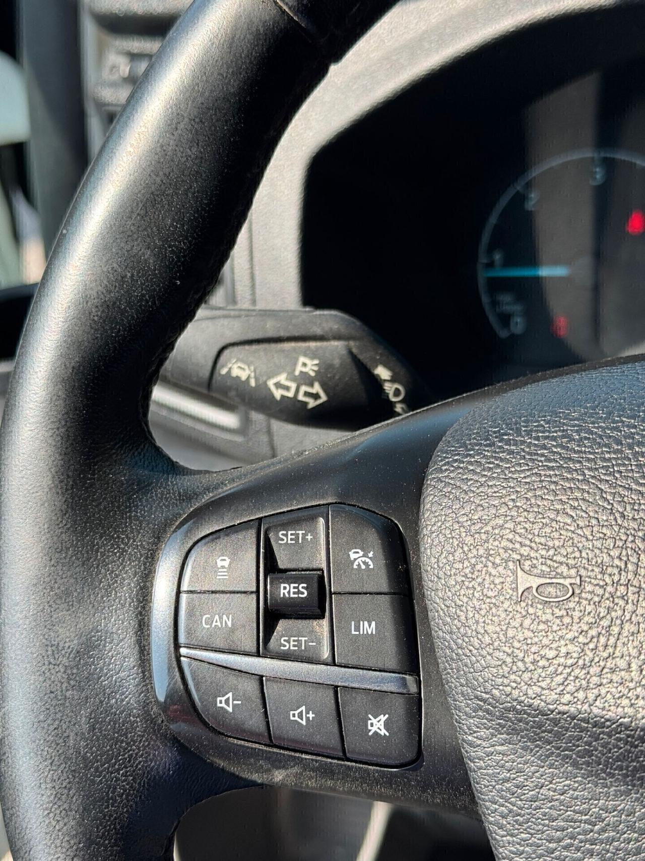 Ford Custom Trend 3200 2021