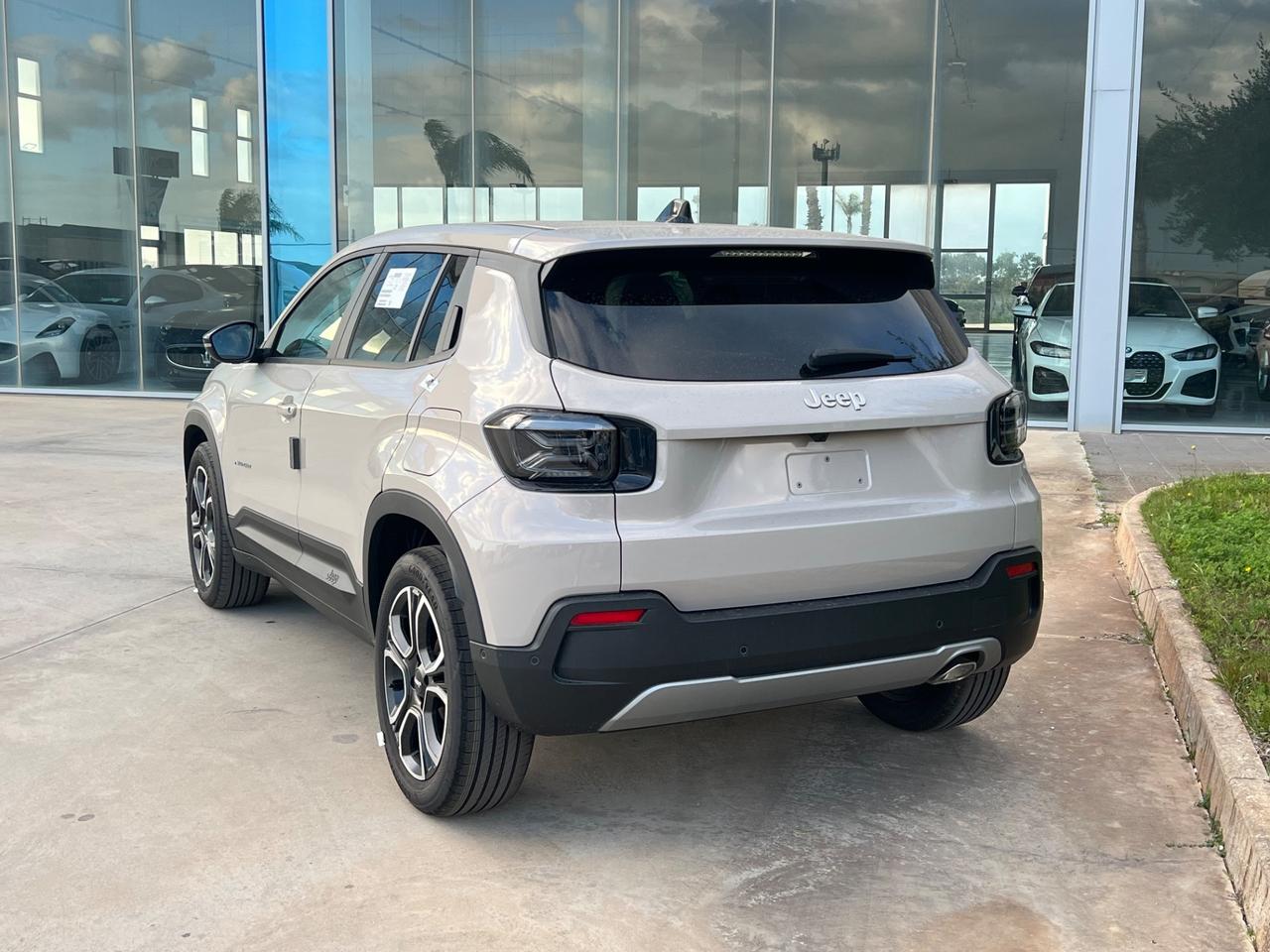 Jeep Avenger 1.2 turbo fwd possibilità trasformazione autocarro N1