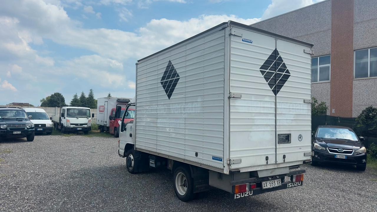 Isuzu NPR/NKR NPR 65 3.9 TD PL Telaio Cabinato