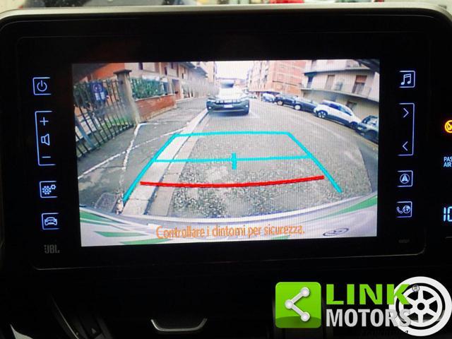 TOYOTA C-HR 1.8 Hybrid E-CVT Business