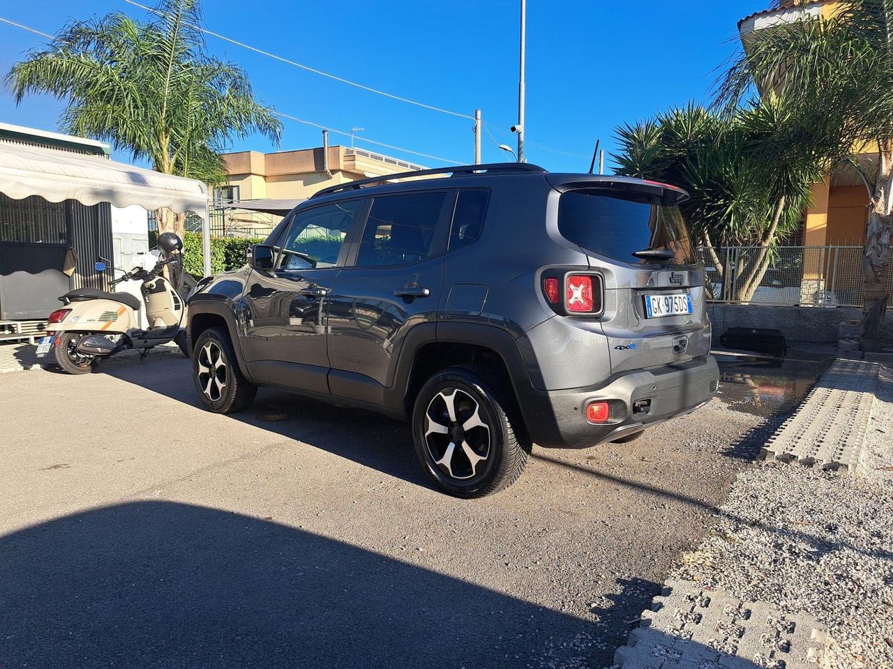 Jeep Renegade 1.3 T4 240CV PHEV 4xe AT6 Trailhawk