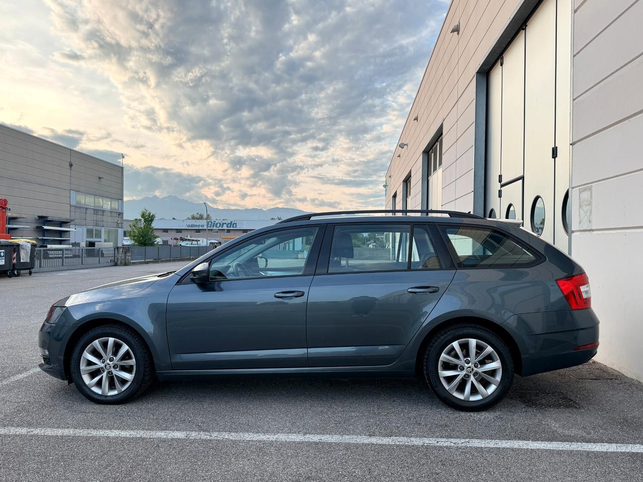 Skoda Octavia 1.6 TDI CR 115 CV DSG Wagon Executive