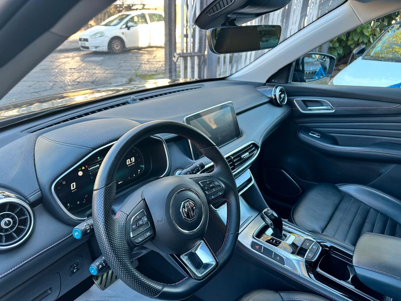 Mg HS 1.5T-GDI AT Luxury