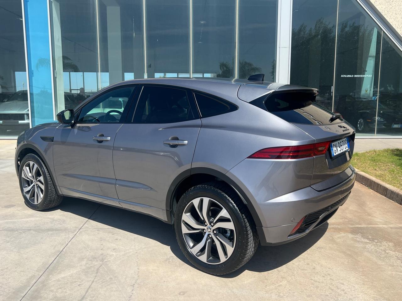 Jaguar E-Pace 2.0D I4 163 CV AWD R-Dynamic SE - ANTICIPO €8.800 noleggio no scoring