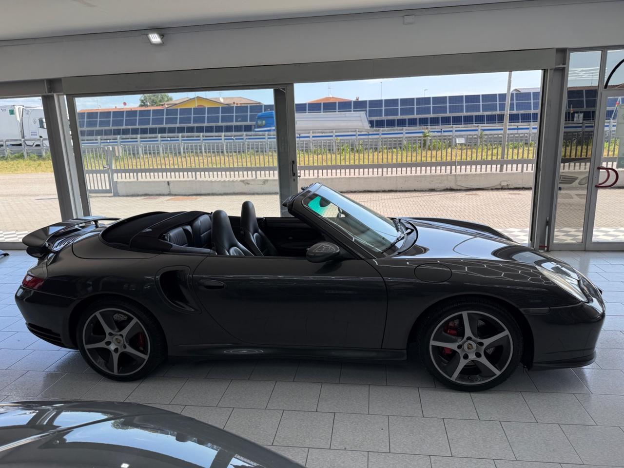 Porsche 911 Turbo cat Cabriolet