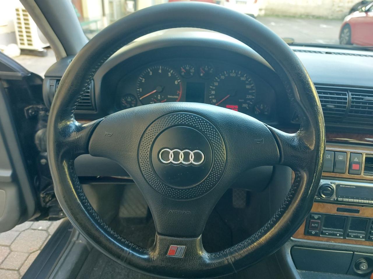 Audi A4 1.8 Turbo Quattro 180 cv gpl avant