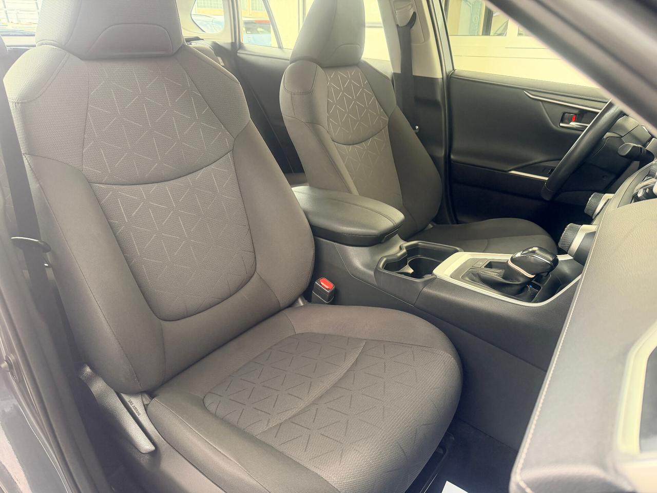 Toyota RAV 4 RAV4 2.5 HV (218CV) E-CVT 2WD Active