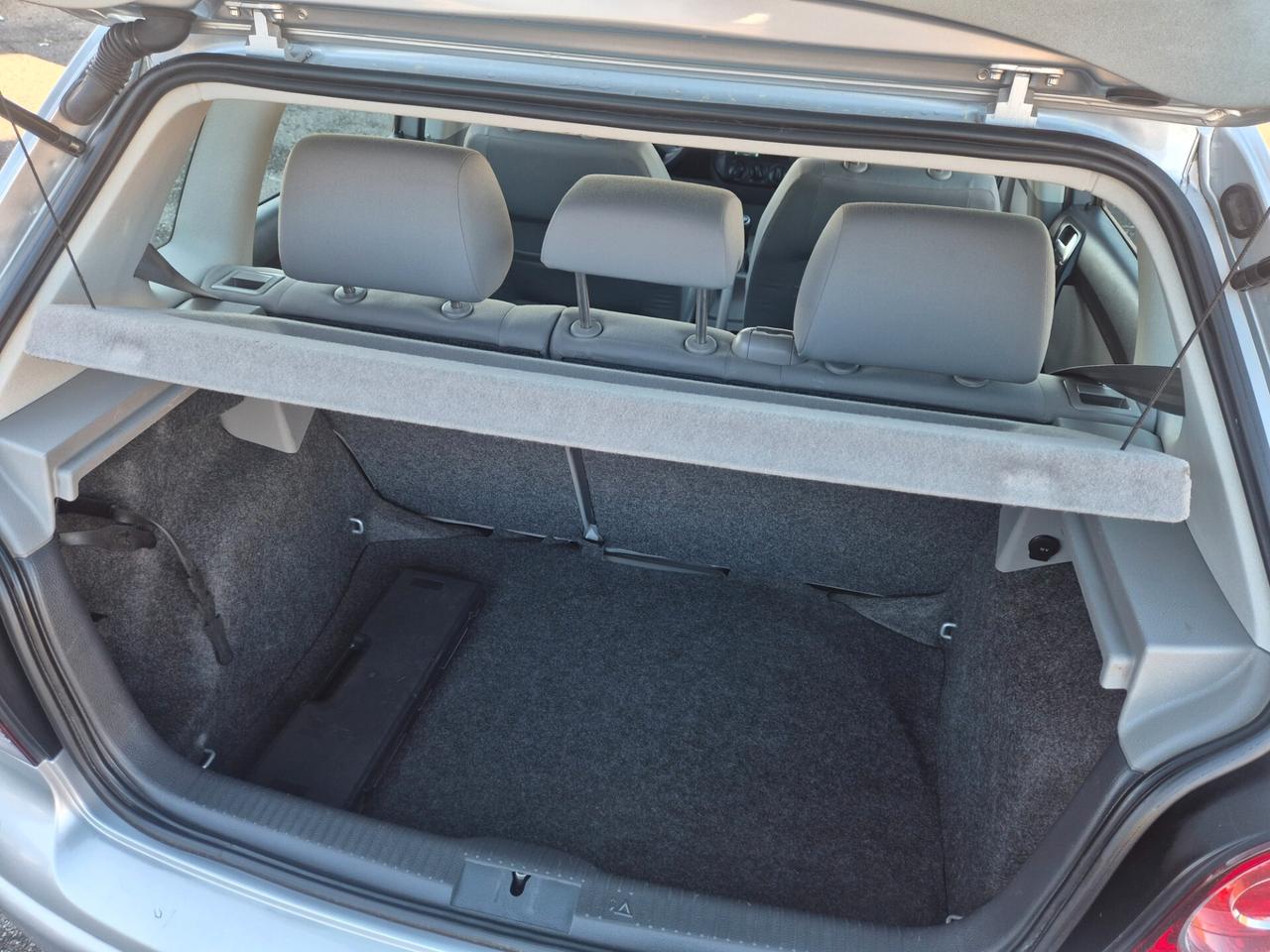 Volkswagen Polo 1.4/75CV 16V Benzina