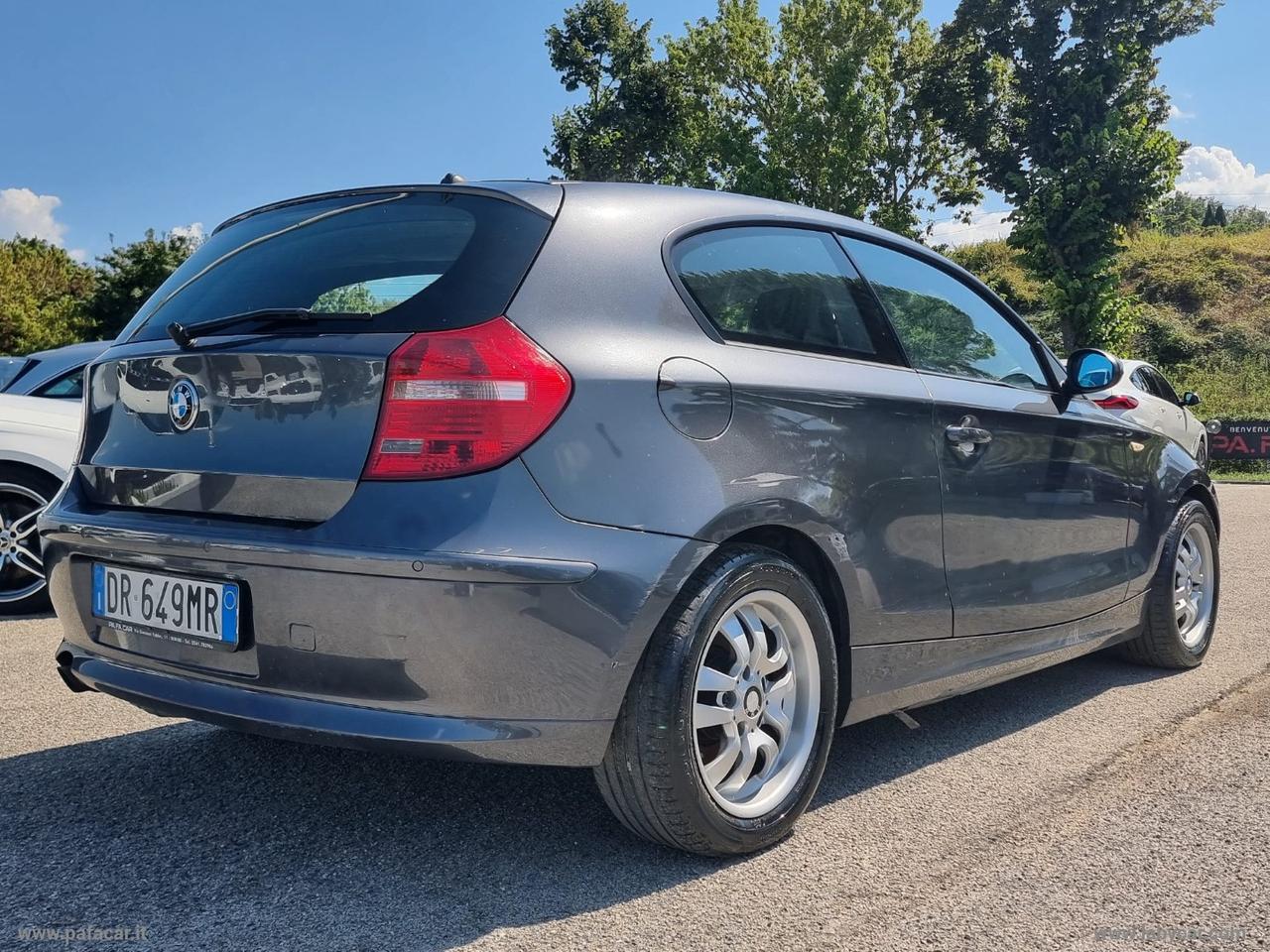 BMW 120i 3p. Futura