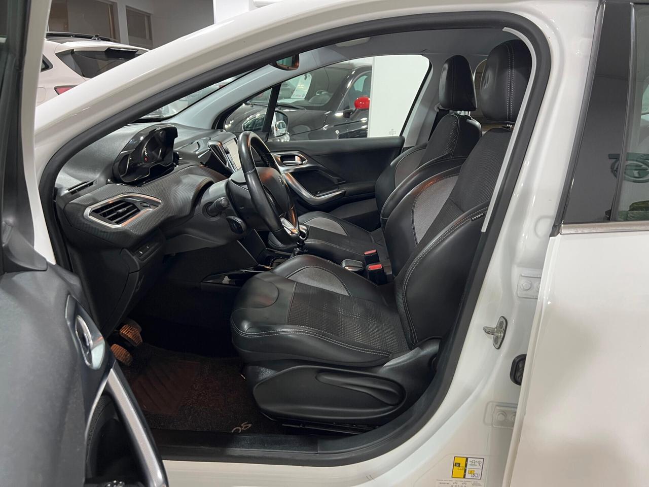 Peugeot 2008 BlueHDi 120 S&S Allure
