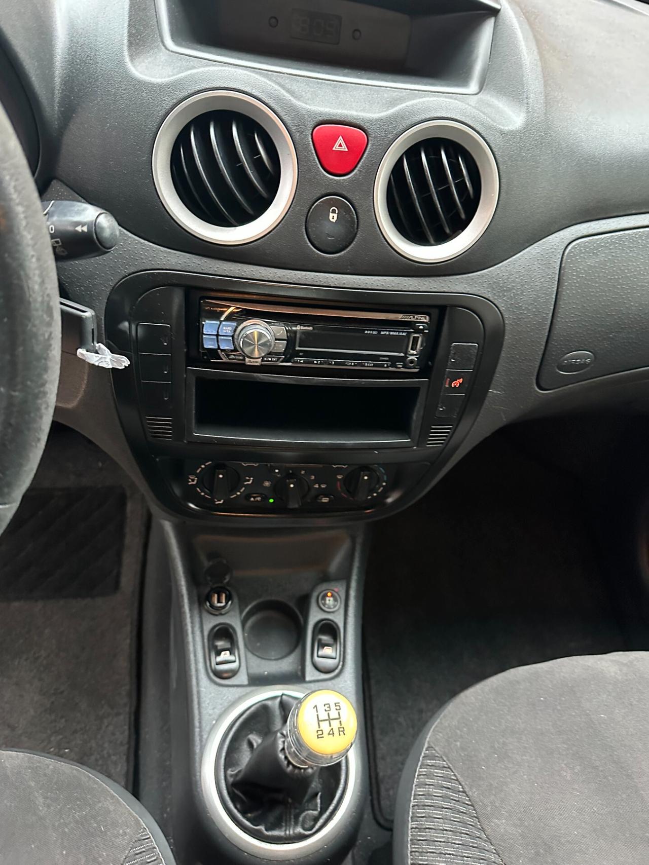 Citroen C3 1.1 GPL (12 RATE)