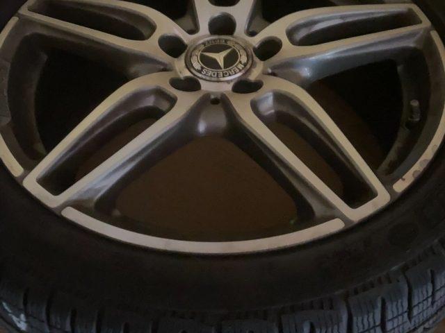 MERCEDES-BENZ A 200 d Automatic Premium