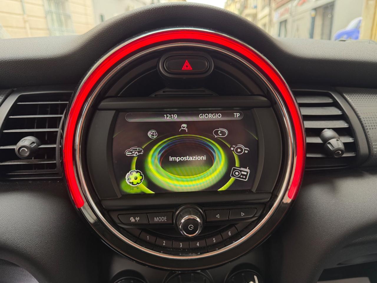 Mini 1.5 Cooper D 116cv auto 2016