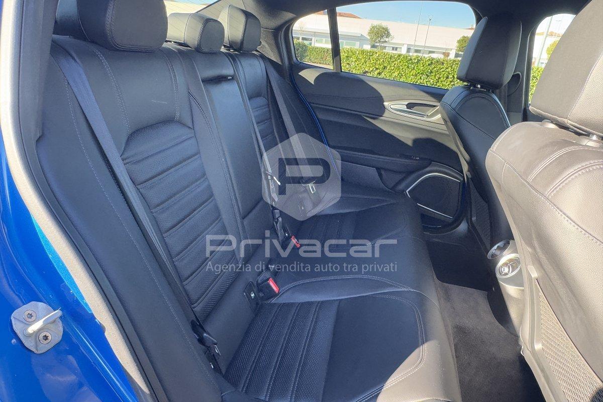 ALFA ROMEO Giulia 2.2 Turbodiesel 210 CV AT8 AWD Q4 Veloce
