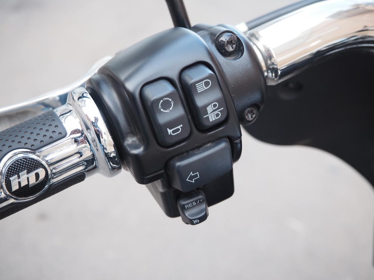 Harley-davidson Sport Glide • Garanzia 12 mesi•