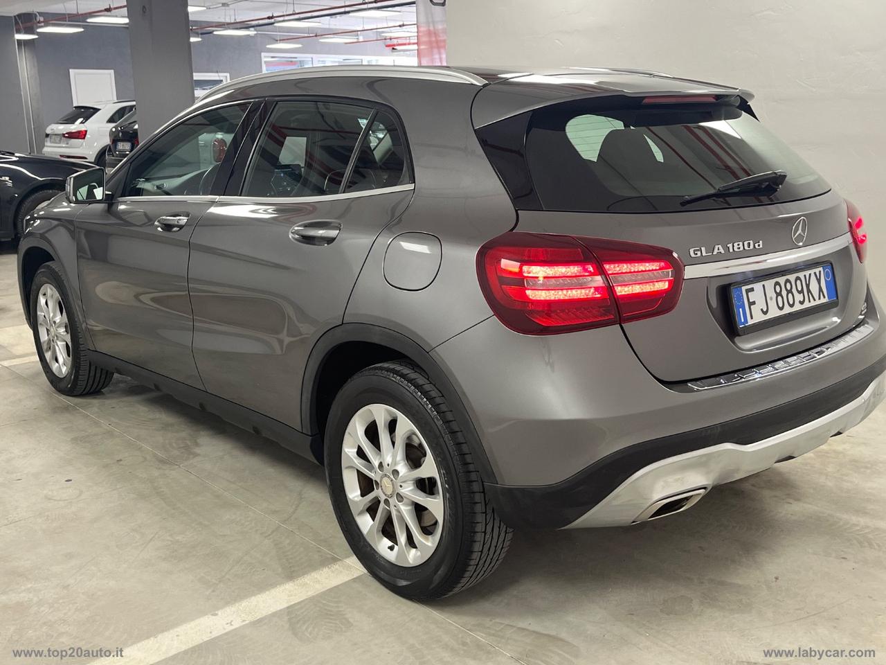MERCEDES-BENZ GLA 180 CDI Automatic Sport
