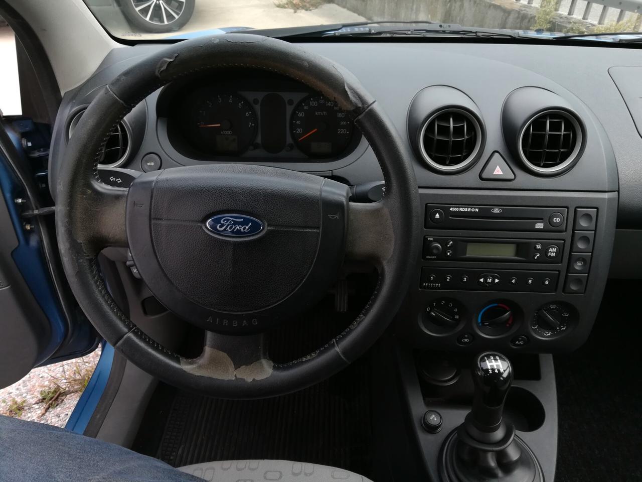 Ford Fiesta 1.2 16V 5p. UNICO PROPRIETARIO