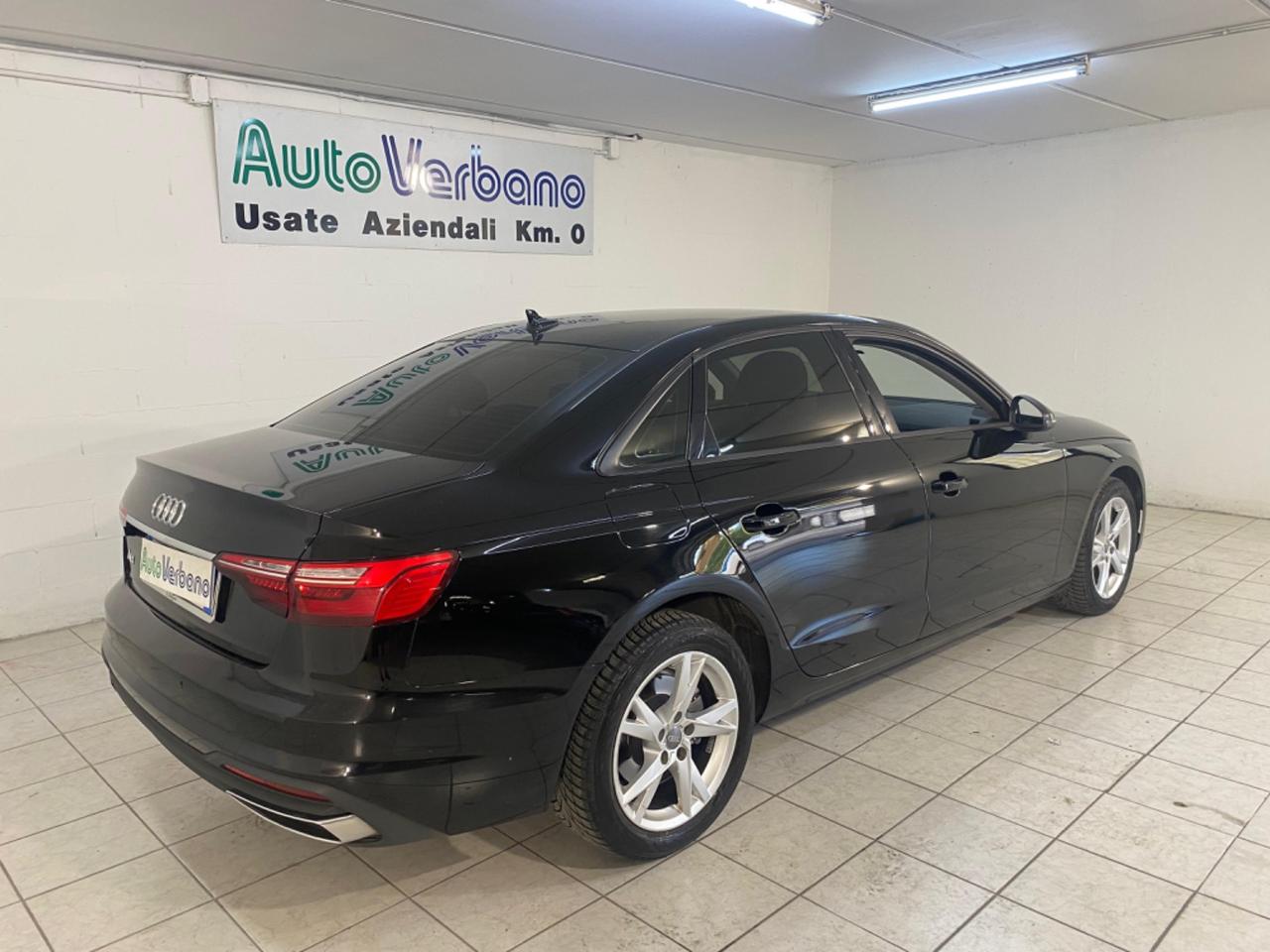 Audi A4 40 TDI quattro S tronic Business