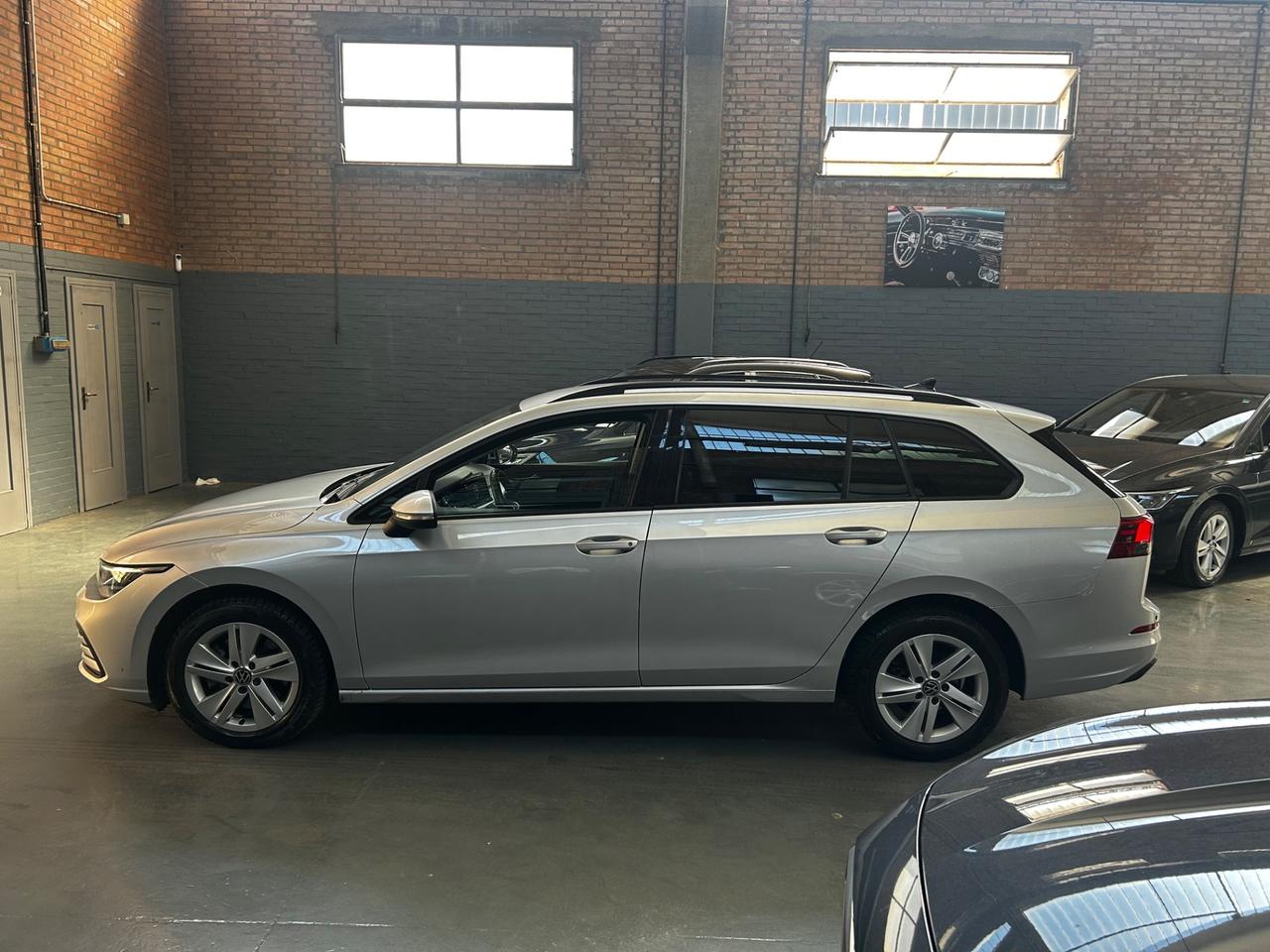 Volkswagen Golf Variant 2.0 TDI SCR DSG Life