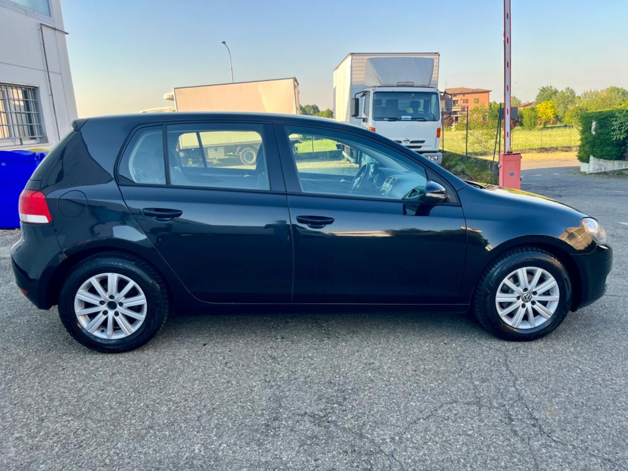 Vw Golf 1.2benzina 2011 98.000km perfetta per neopatentati