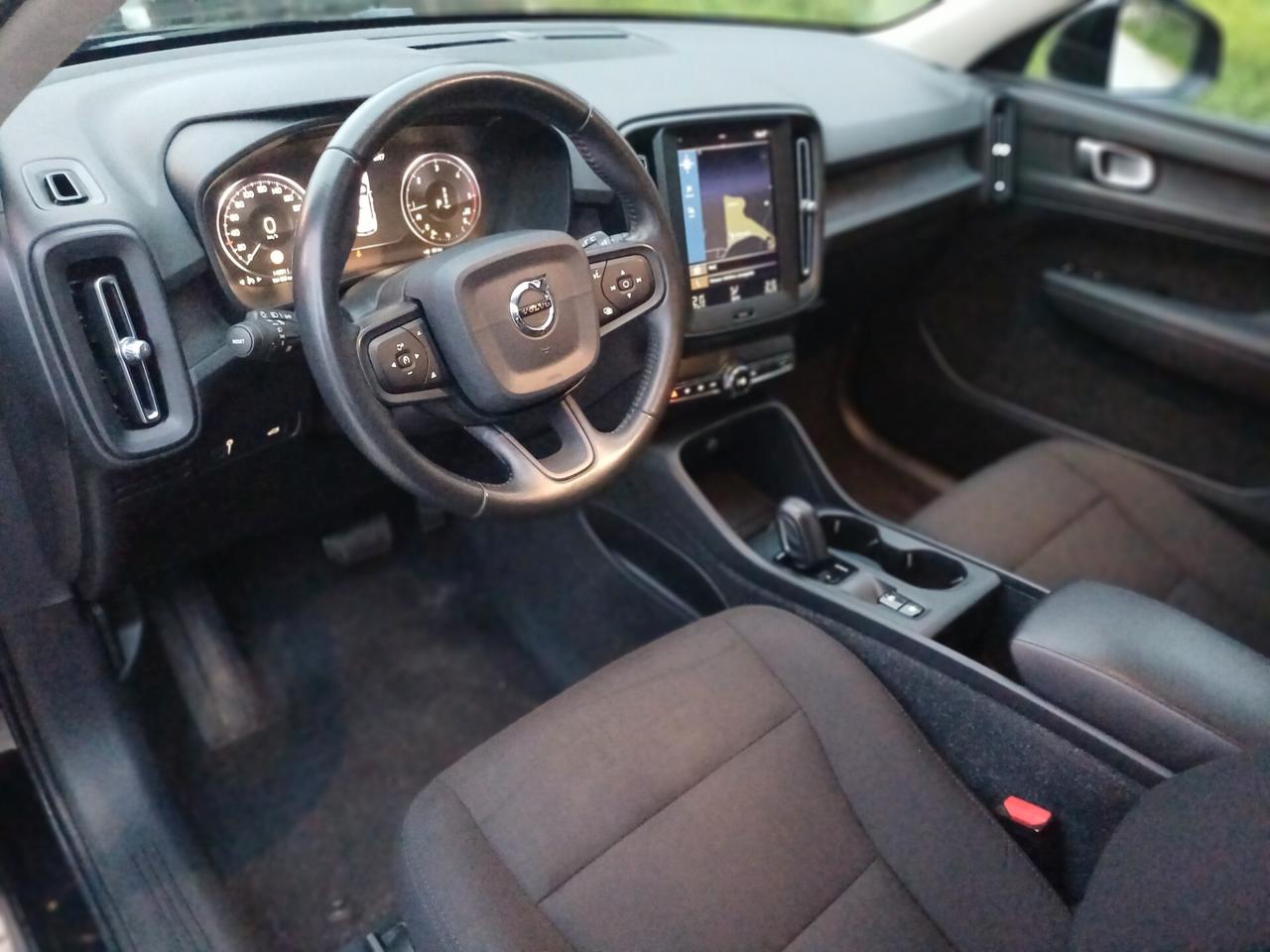 Volvo XC40 D3 AWD Geartronic Inscription PARI AL NUOVO CERTIFICATA