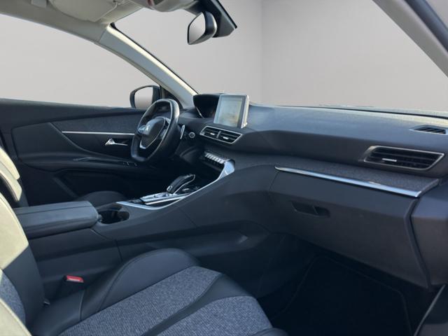 PEUGEOT 3008 BlueHDi 120 S&S EAT6 Allure