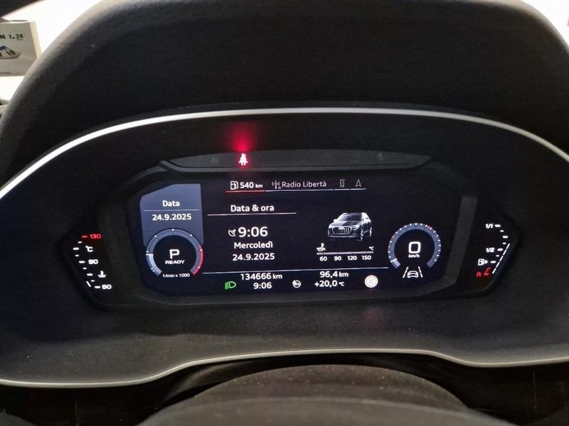 AUDI Q3 35 TDI S tronic Business