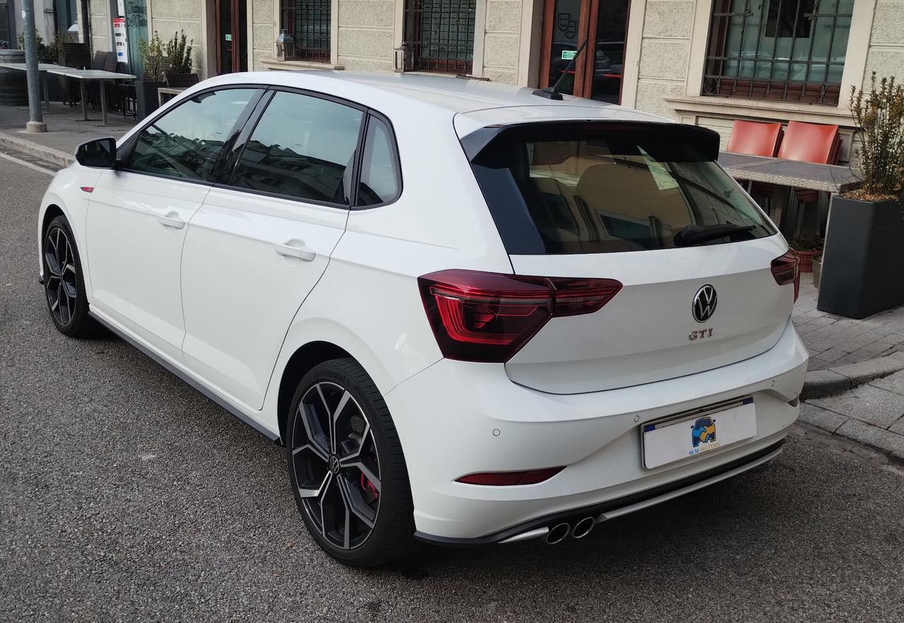 Volkswagen Polo 2.0 TSI DSG GTI
