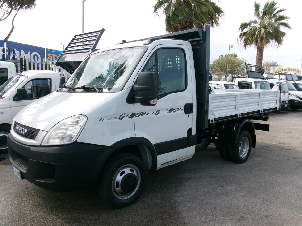 Iveco Daily 35C18 3000 180CV E4 RIBALTABILE TRILATERALE NUOVO 195000 KM