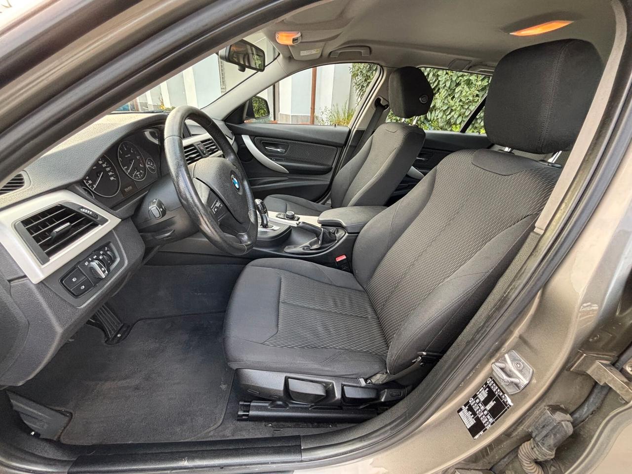 Bmw 320d Touring automatico