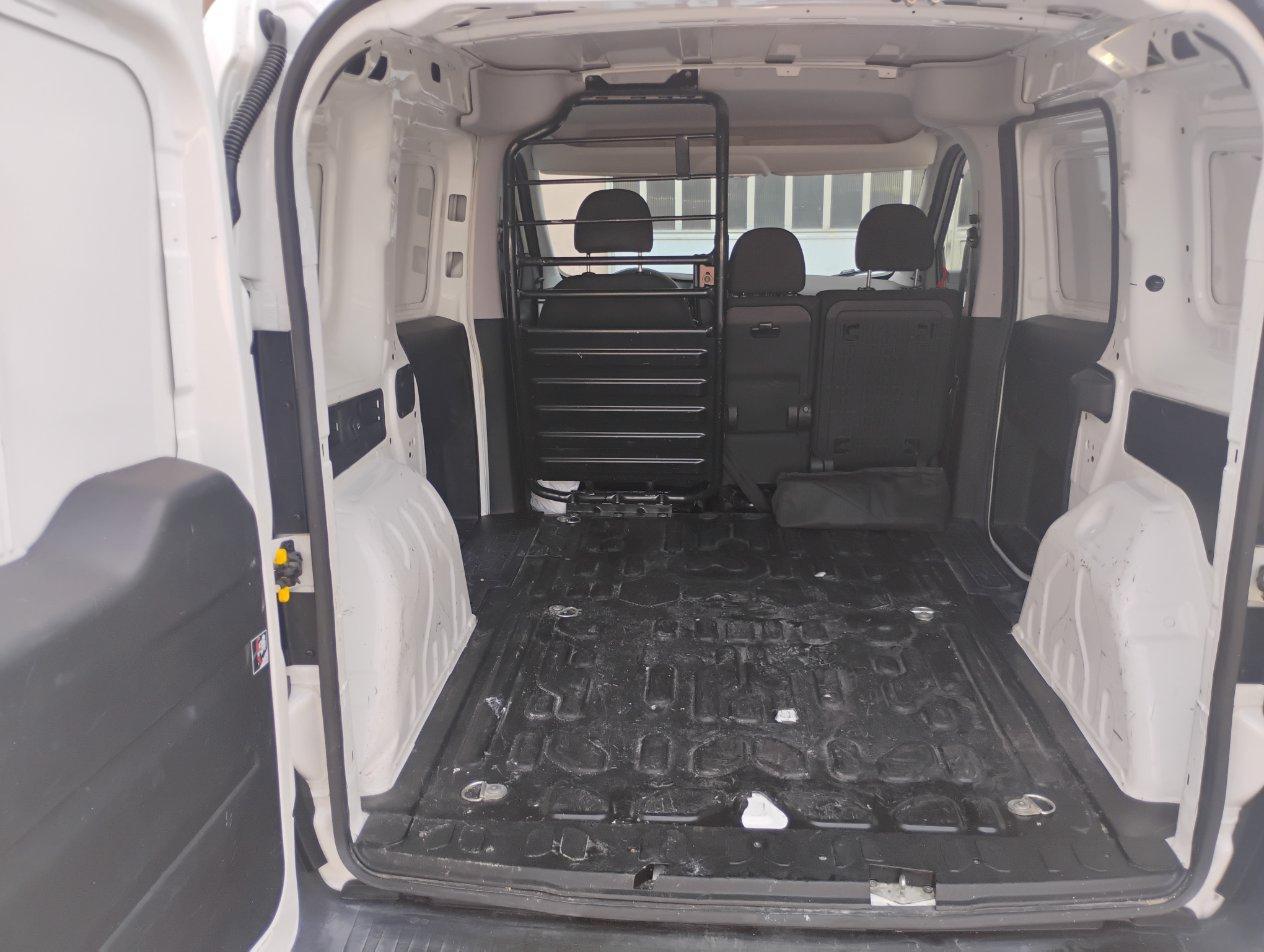 FIAT Doblo cargo 1.3 mjt. CH1 Lounge S&S...3 POSTI
